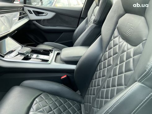 Audi Q7 2021 - фото 17