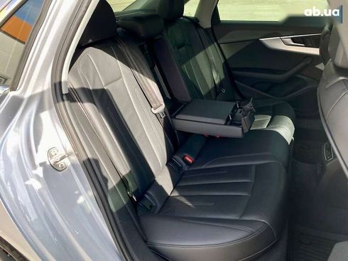 Audi A4 2017 - фото 24