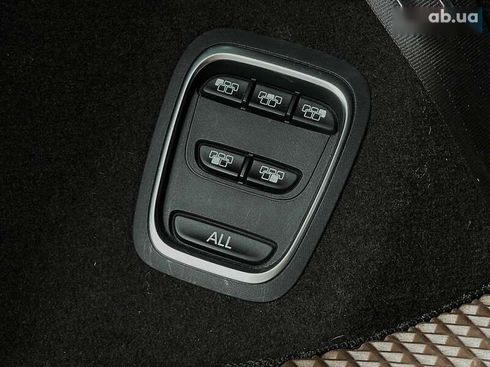 Renault Espace 2015 - фото 24