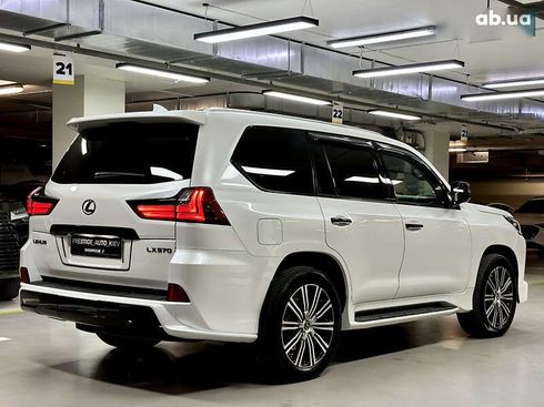 Lexus LX 2019 - фото 17