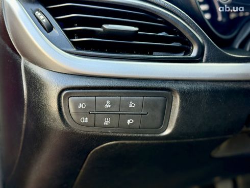 Fiat Tipo 2019 красный - фото 12