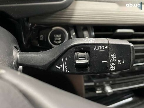 BMW X5 2018 - фото 28