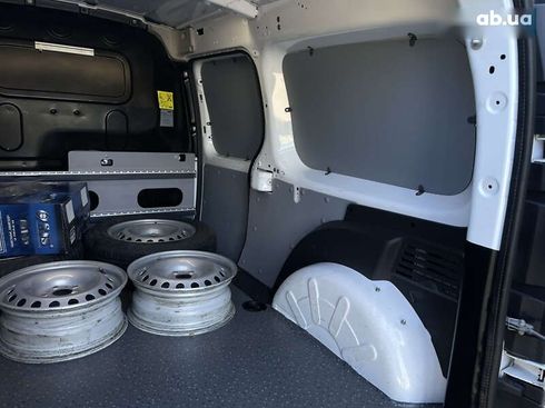 Renault Kangoo 2015 - фото 29