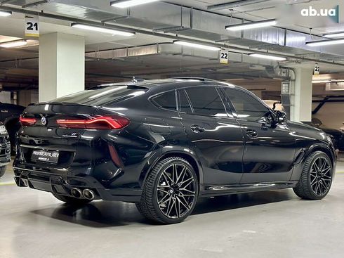 BMW X6 M 2022 - фото 17