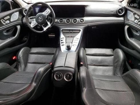 Mercedes-Benz AMG GT 4 2020 красный - фото 7