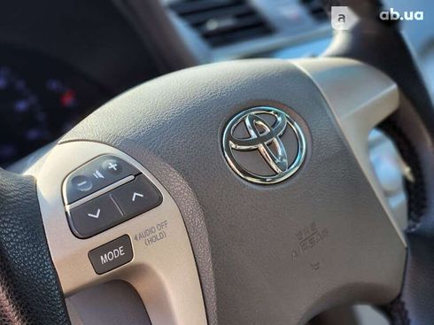 Toyota Camry 2011 - фото 18