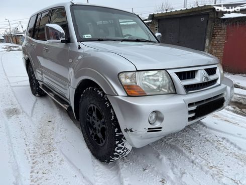 Mitsubishi Pajero Wagon 2001 серебристый - фото 3