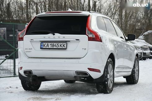 Volvo XC60 2017 - фото 13