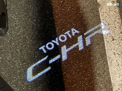 Toyota C-HR 2020 - фото 15