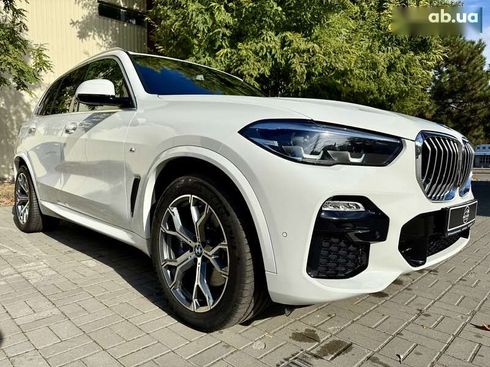 BMW X5 2021 - фото 11
