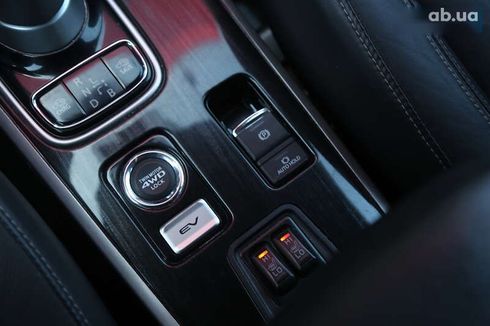 Mitsubishi Outlander 2017 - фото 20
