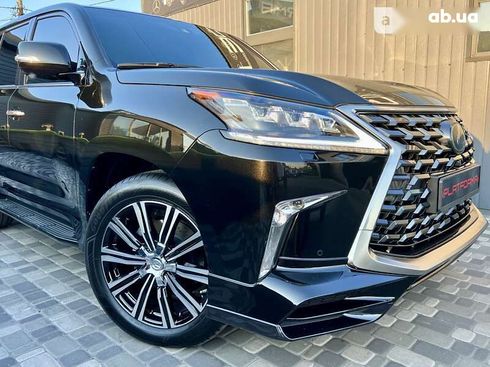 Lexus LX 2019 - фото 8