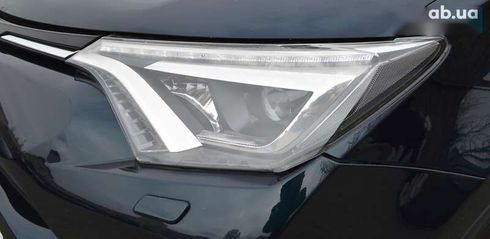 Toyota RAV4 2017 - фото 17