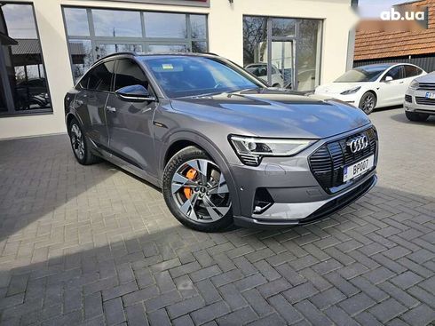 Audi E-Tron 2021 - фото 23