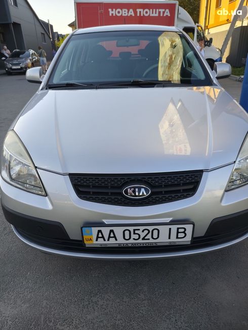 Kia Rio 2008 серебристый - фото 20