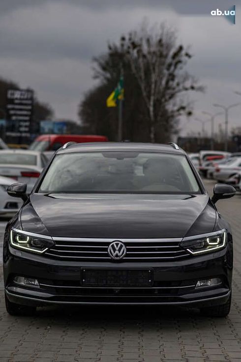 Volkswagen Passat 2019 - фото 12