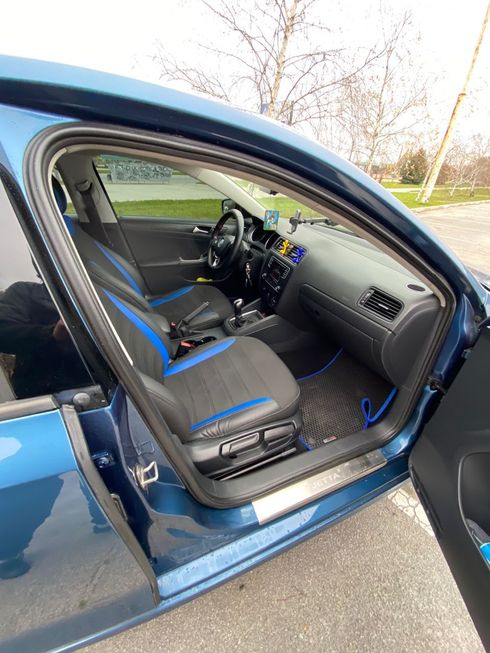 Volkswagen Jetta 2015 синий - фото 3
