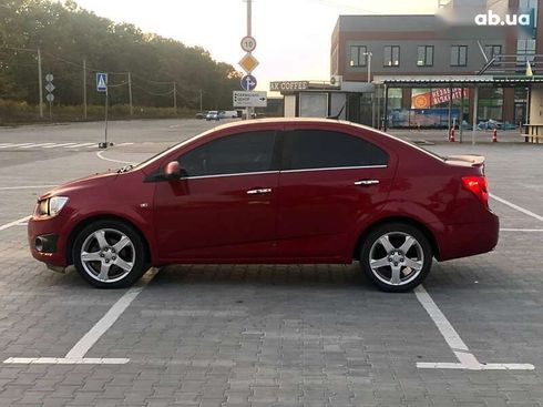 Chevrolet Aveo 2014 - фото 12