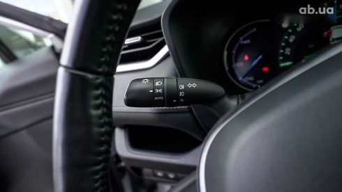 Toyota RAV4 2020 - фото 16
