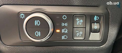 Ford Kuga 2021 - фото 16