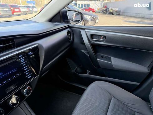Toyota Corolla 2017 - фото 22