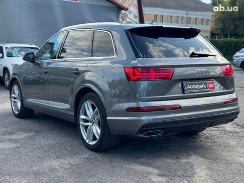Audi Q7 2017 серый - фото 14