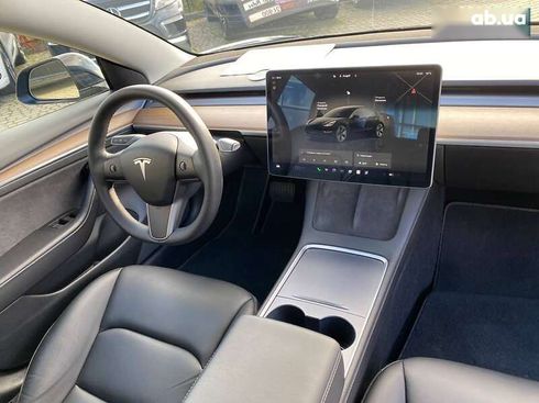 Tesla Model 3 2022 - фото 11