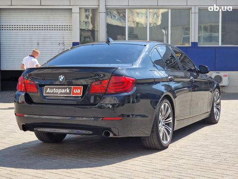 BMW 5 серия 2011 черный - фото 8