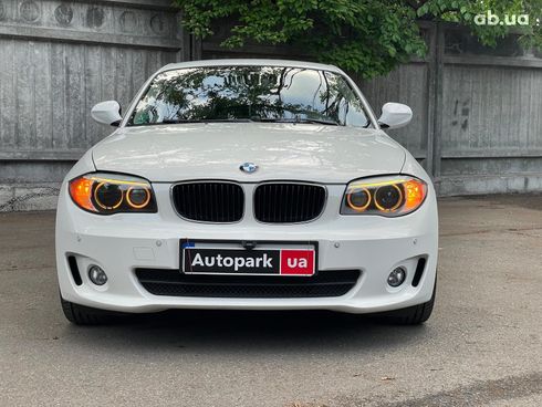 BMW 1 серия 2012 белый - фото 2