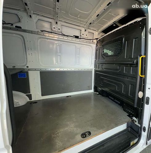 Volkswagen Crafter 2019 - фото 7
