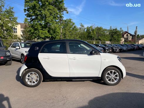 Smart Forfour 2018 белый - фото 9