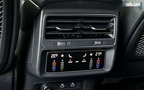 Audi Q7 2021 - фото 13