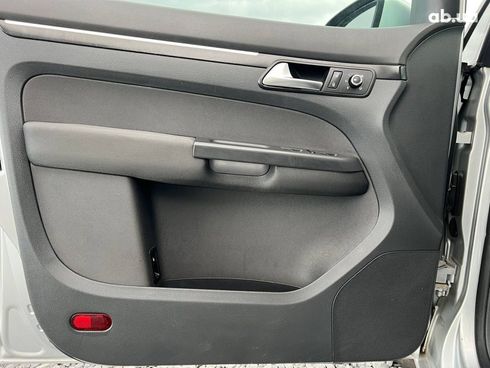 Volkswagen Touran 2012 серый - фото 14