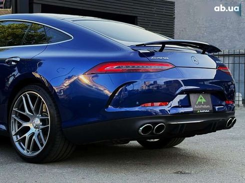 Mercedes-Benz AMG GT 4 2019 - фото 26