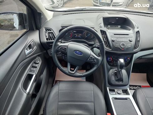 Ford Kuga 2017 белый - фото 23
