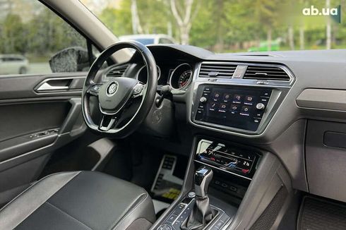Volkswagen Tiguan 2017 - фото 9