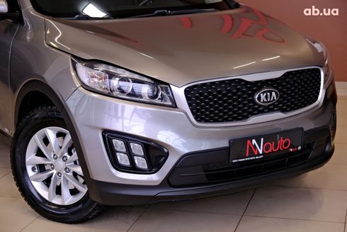 Kia Sorento 2017 серый - фото 3