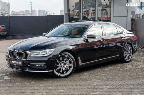 BMW 7 серия 2016 - фото 2