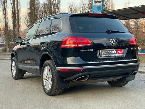 Volkswagen Touareg 2017 синий - фото 14