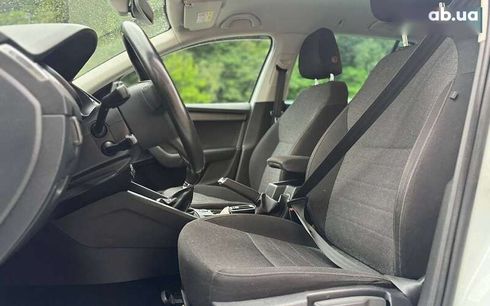 Skoda Octavia 2019 - фото 9