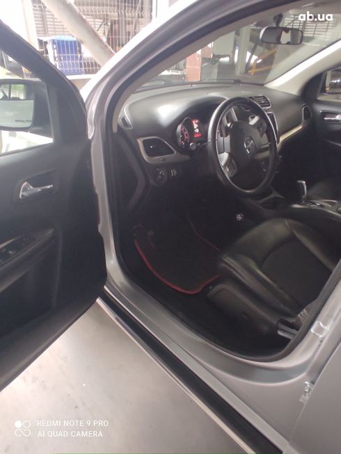 Dodge Journey 2018 серый - фото 4