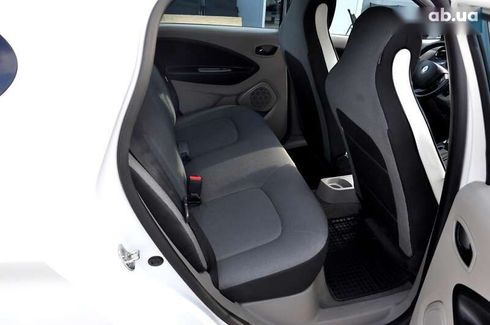 Renault Zoe 2015 - фото 14