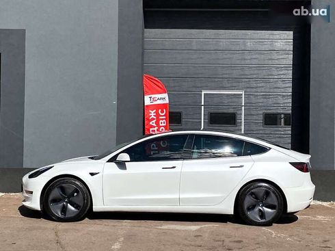 Tesla Model 3 2020 - фото 5