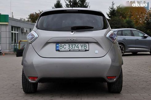 Renault Zoe 2015 - фото 10