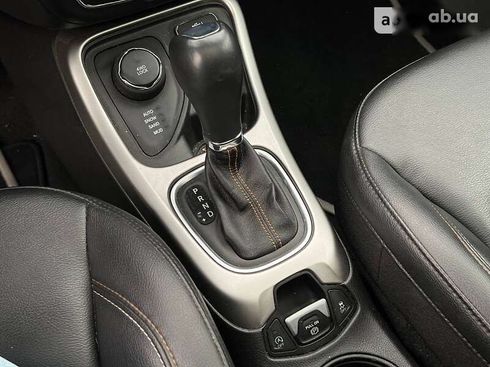 Jeep Compass 2020 - фото 17