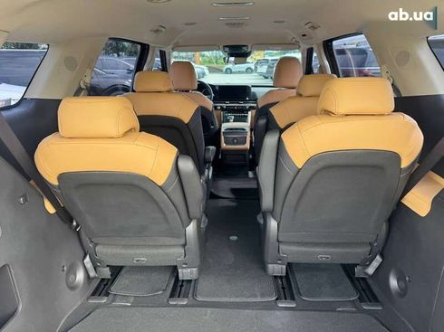 Kia Carnival 2021 - фото 25