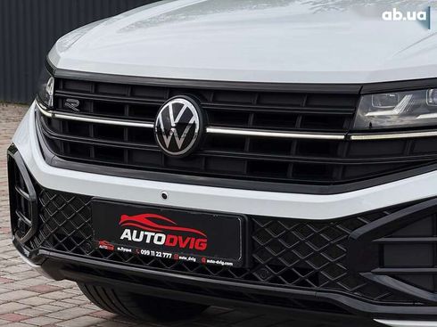 Volkswagen Touareg 2023 - фото 22