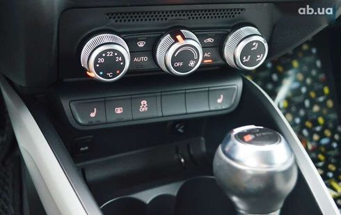 Audi A1 2010 - фото 26