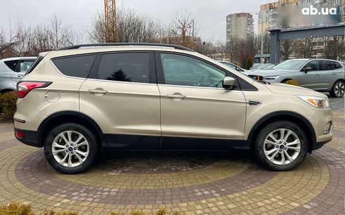 Ford Escape 2018 - фото 8