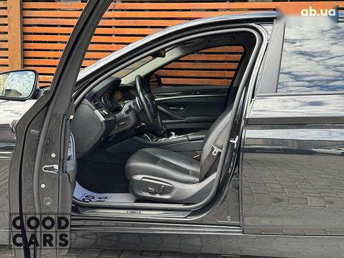 BMW 5 серия 2016 - фото 16